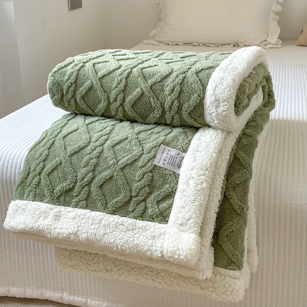 Double-Sided Fleece Bed Blanket for Autumn and Winter_20