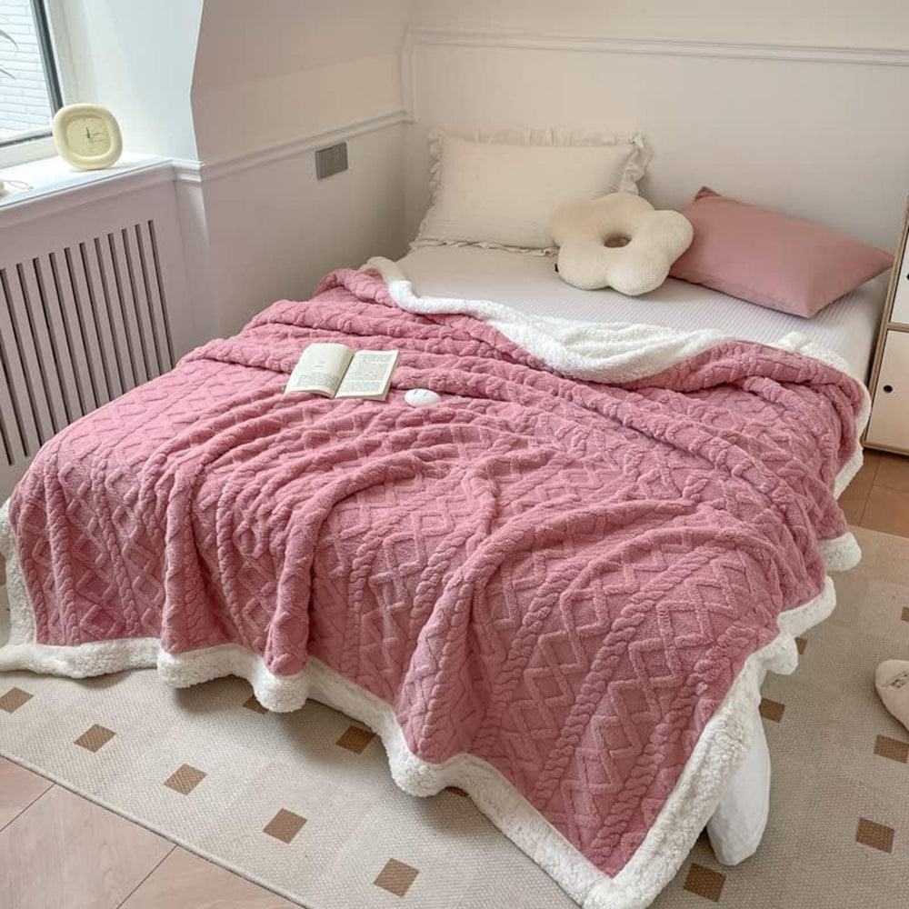 Double-Sided Fleece Bed Blanket for Autumn and Winter_0